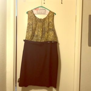 Stunning dress yellow and black!